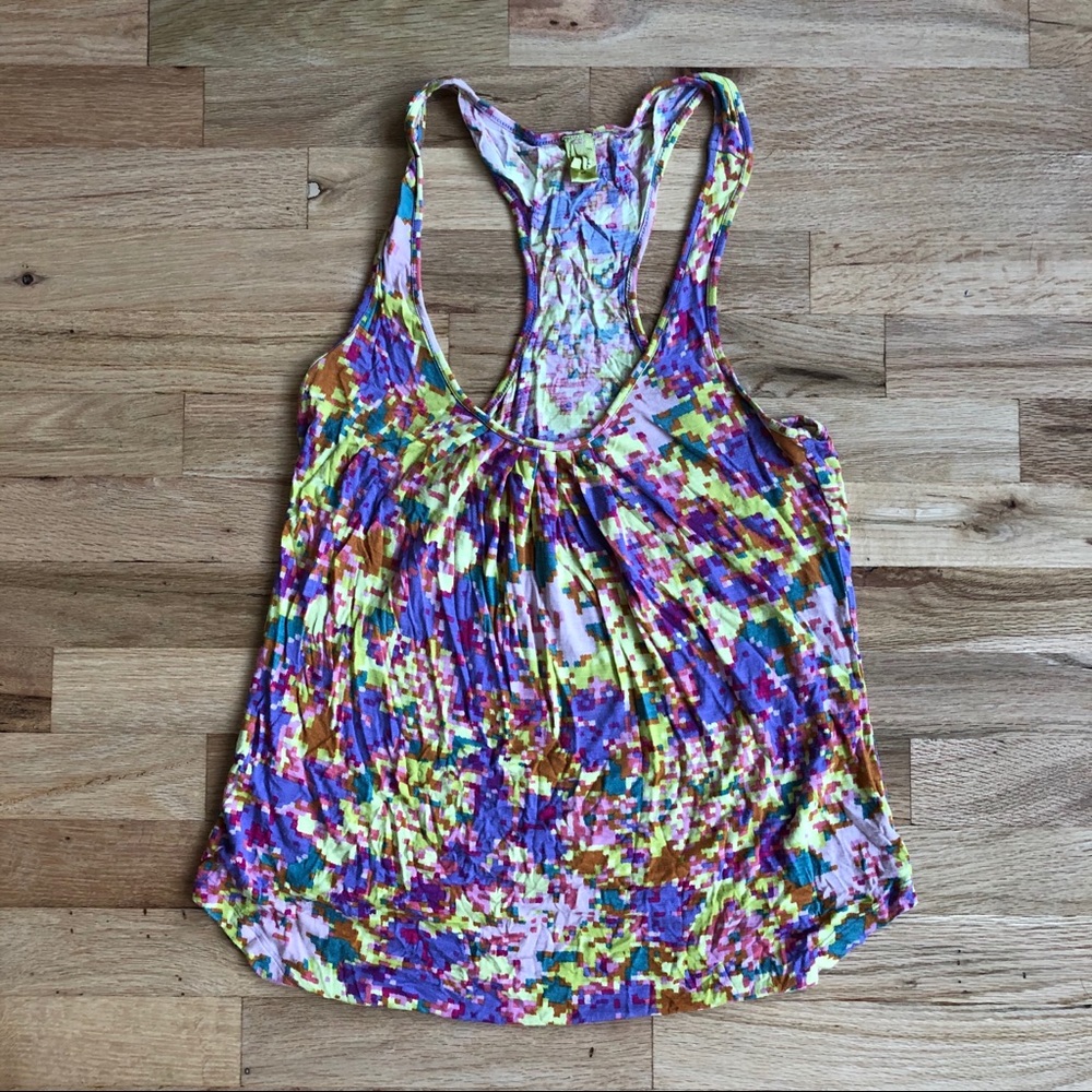 MARKED DOWN - Razor Back Tank Top - Picture 2 of 5